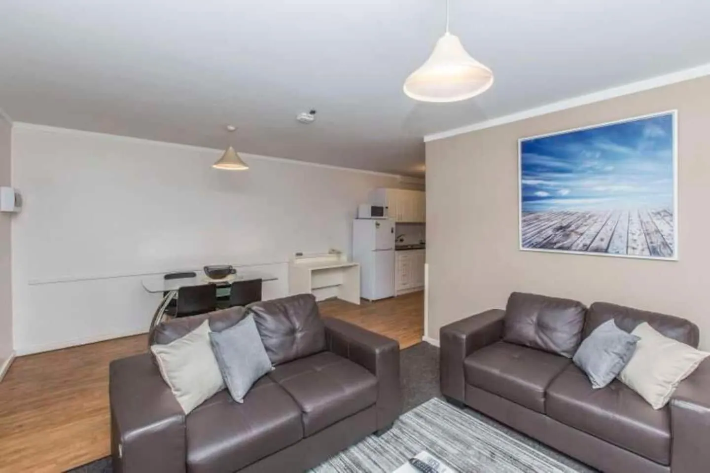 West Beach Lagoon 107 - Great Value Perth Apartment